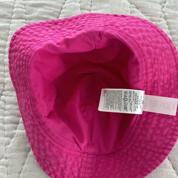 Gap kids bucket hat - Picture 4 of 4